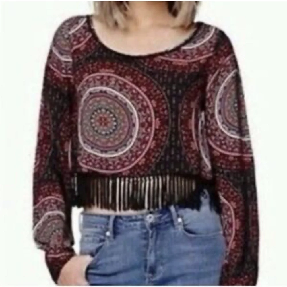 Gypsy Warrior Women's Size Small Crop Top Fringe Long Sleeve Mandala Print Black